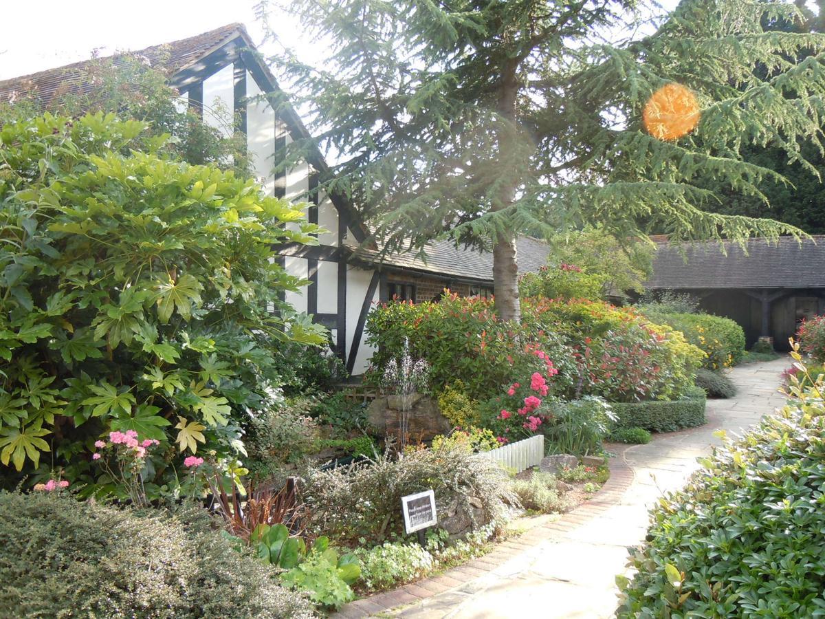 Hever Hotel Edenbridge Exterior foto